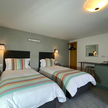 Bed and Breakfast Gordons Чеддер Экстерьер фото